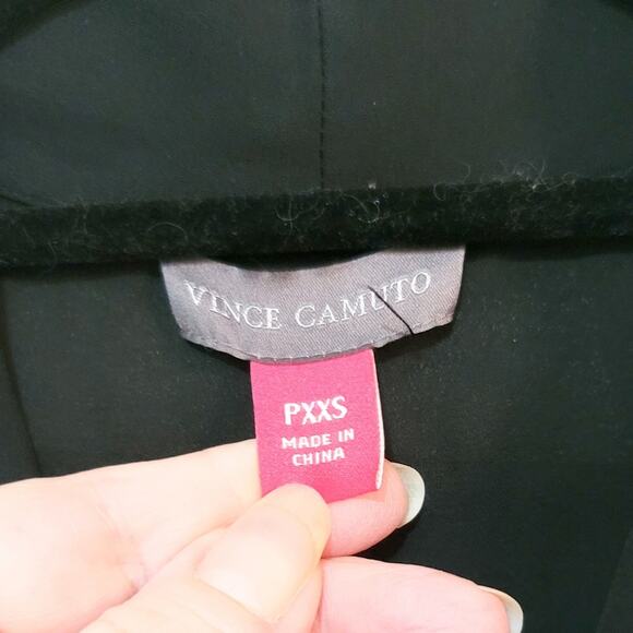 FREE with bundle! Vince Camuto black V-neck semi-sheer georgette hi lo blouse - Picture 6 of 9